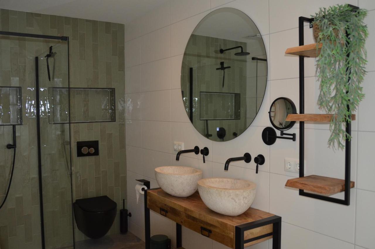 Olive Beach, Luxury Beachhouse 150 M From The Beach โนร์ดวิก ภายนอก รูปภาพ