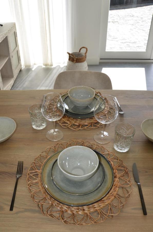 Olive Beach, Luxury Beachhouse 150 M From The Beach โนร์ดวิก ภายนอก รูปภาพ